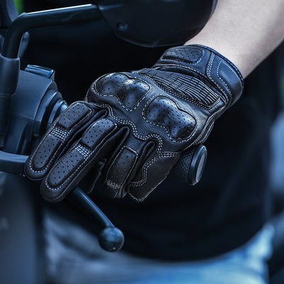 Gants de moto en cuir pour toutes les saisons